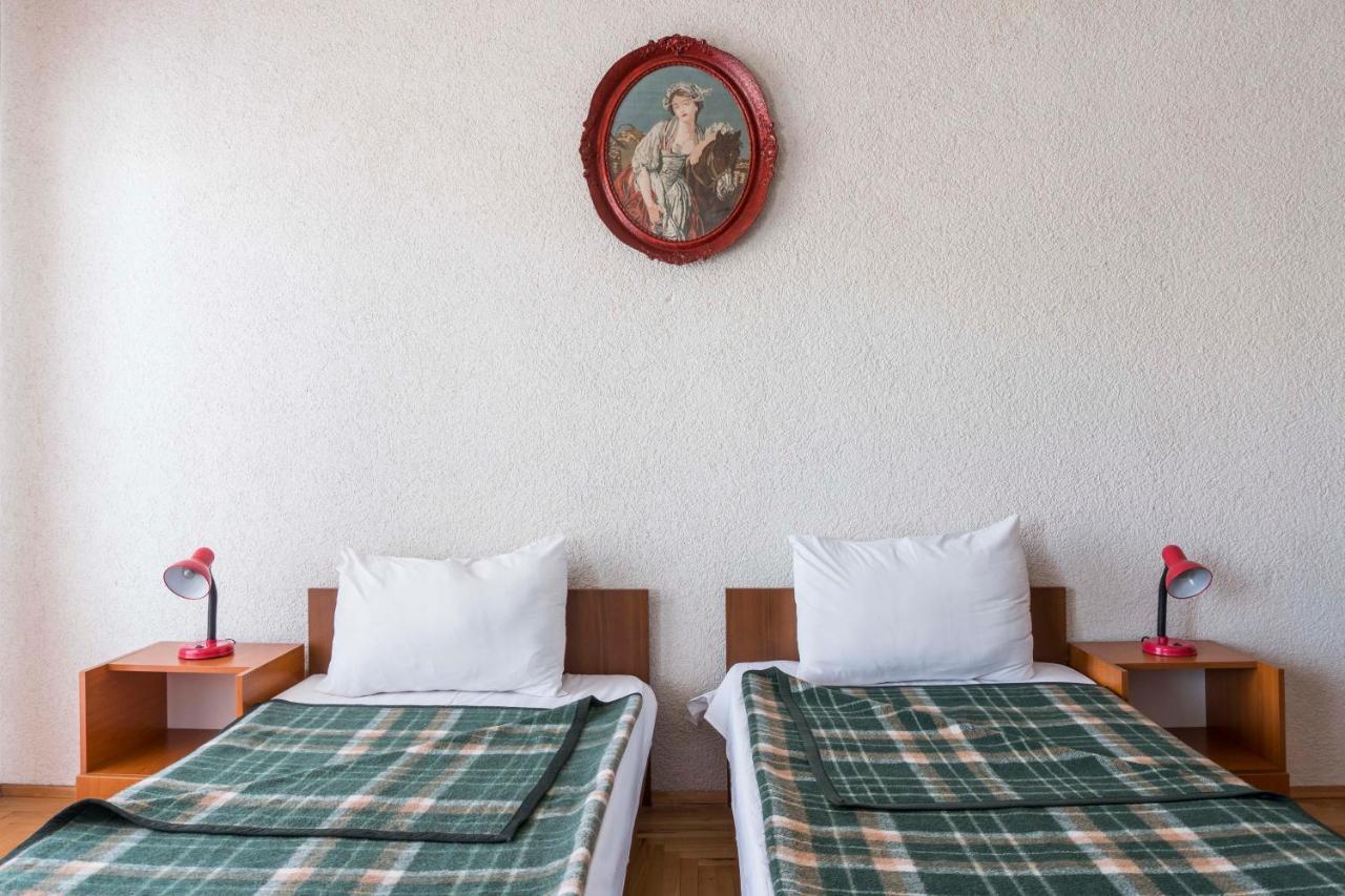 Hotel Montenegro Струга Екстер'єр фото