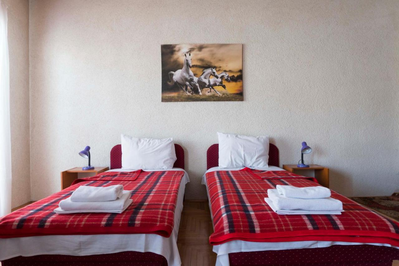 Hotel Montenegro Струга Екстер'єр фото